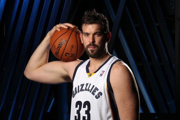 显得尤为感 显得尤为感