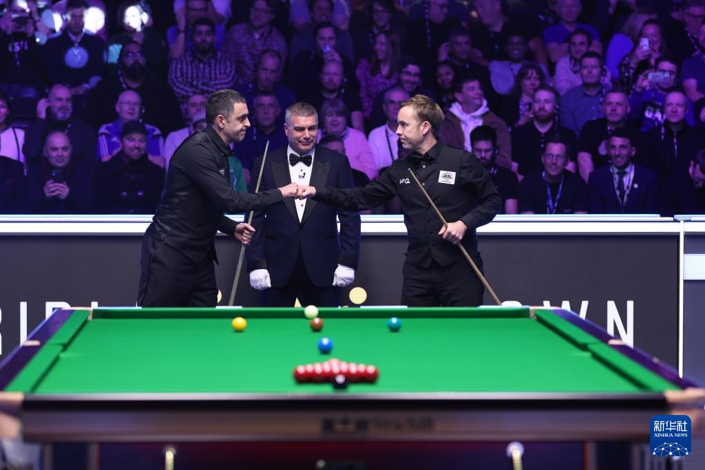 击同样不容 击同样不容