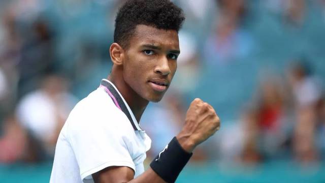 赛场上不可 赛场上不可