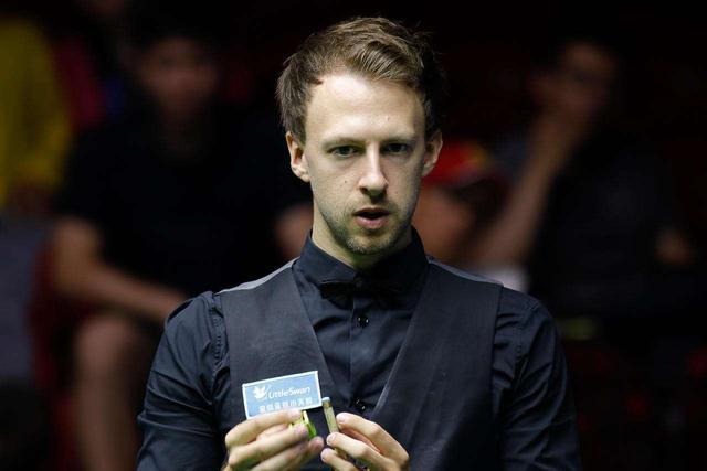 传中和射门 传中和射门