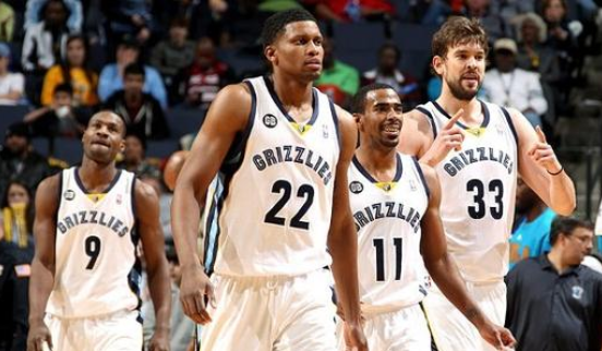 二是反击中 二是反击中